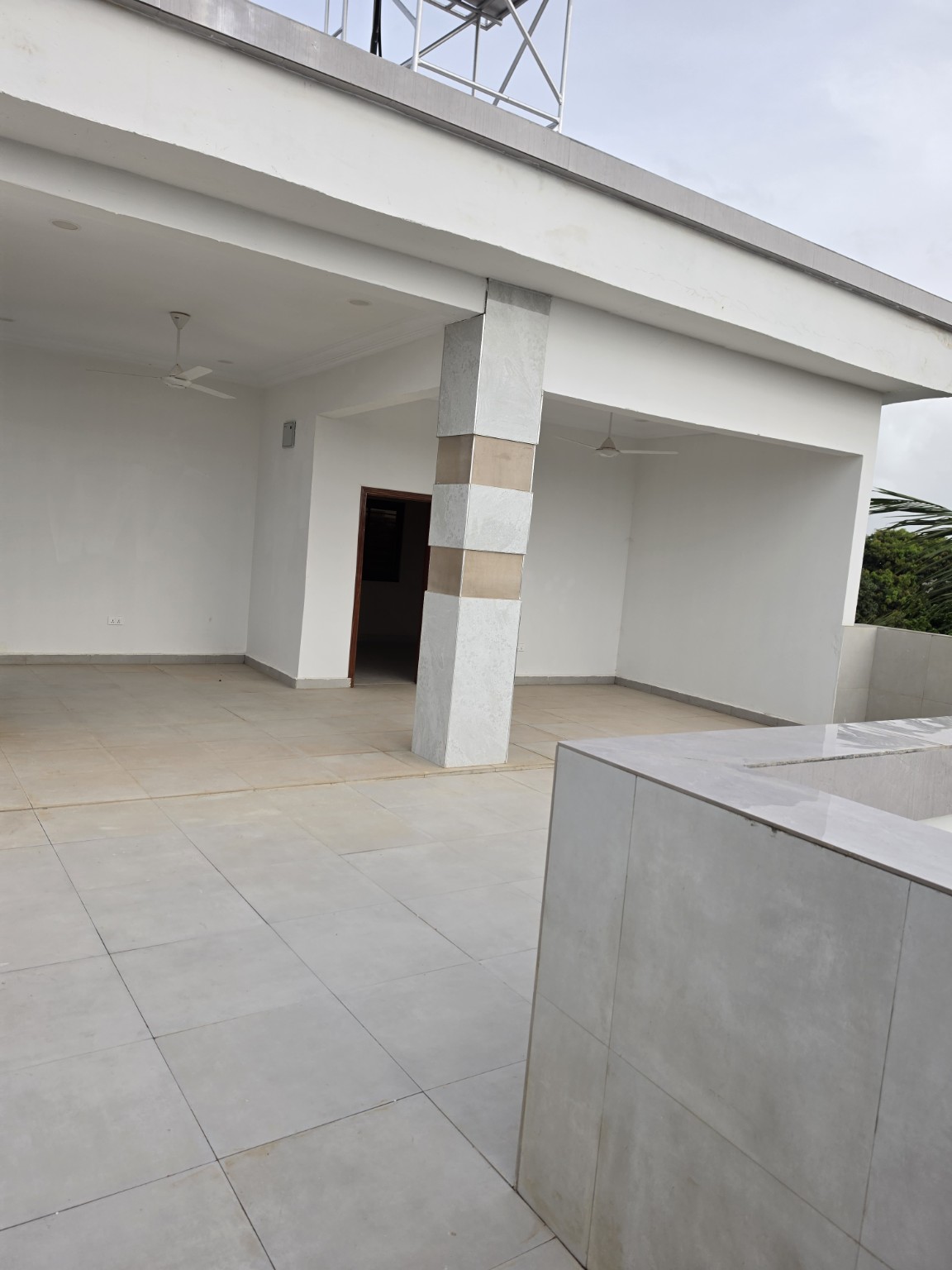 Spacious covered rooftop lounge